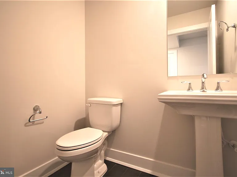 4856 Stump Rd — Photo 5