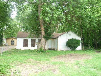 1831 N Golden Avenue, Springfield, MO, 65802