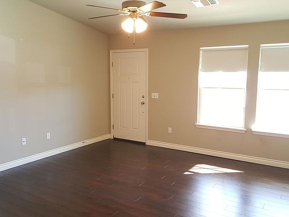 5th image of 1209 SW 151st Cir