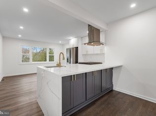 6720 Fairwood Rd, Hyattsville, MD 20784