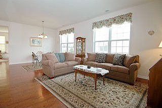 Living Room / Dining Room