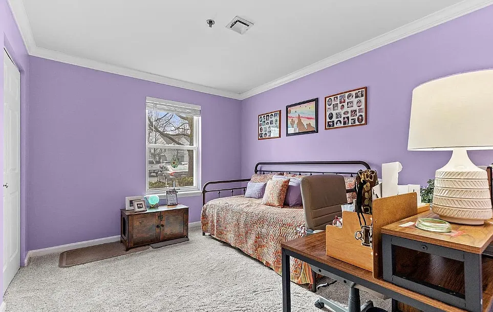 2 bed, 1104 sqft, $1,300 — Photo 3