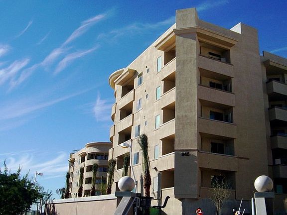 4th image of 945 E Playa Del Norte Dr