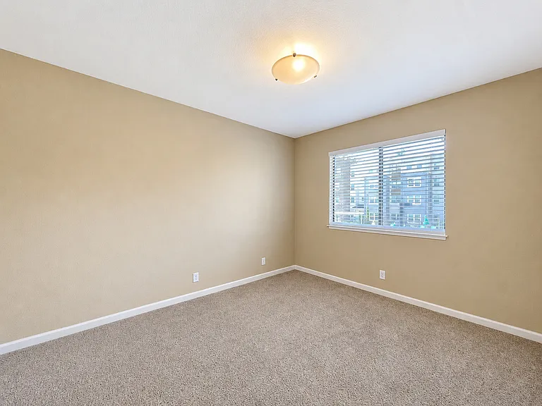 1114 Nord Ave #4 — Photo 8