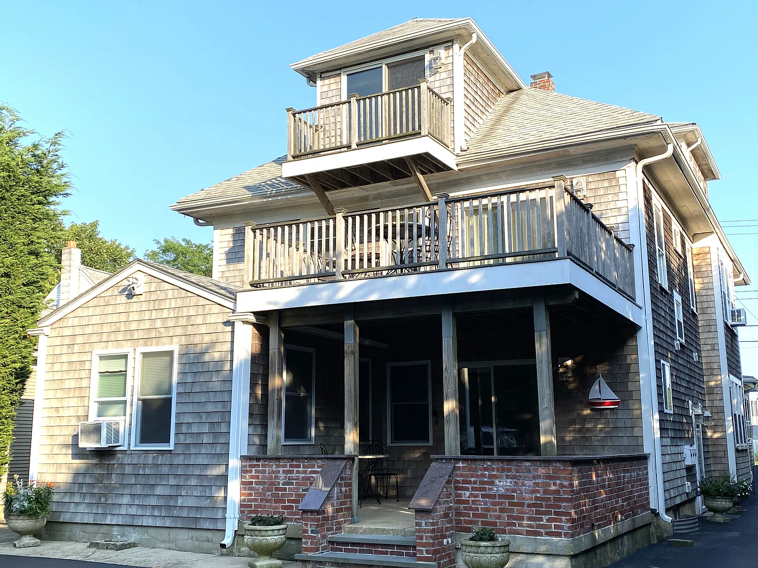 1 bed, 650 sqft, $2,300 — Photo 3