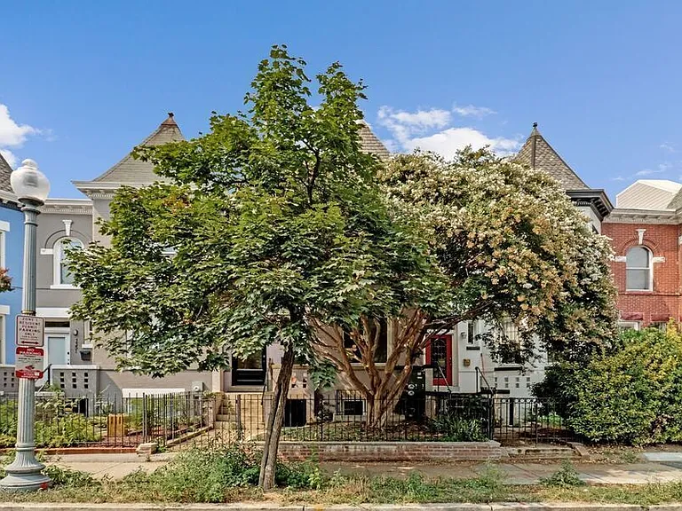 1349 Newton St NW #1 — Photo 35