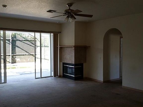 4th image of 11036 Creighton Dr