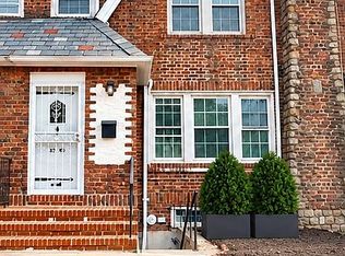 8540 68th Ave, Rego Park, NY 11374