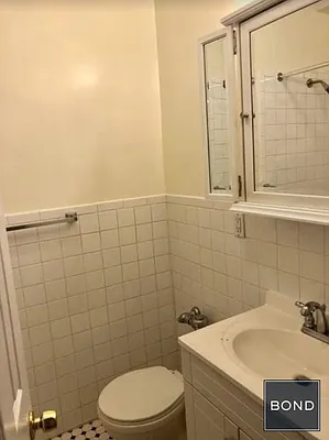 Rented by Bond New York | media 7