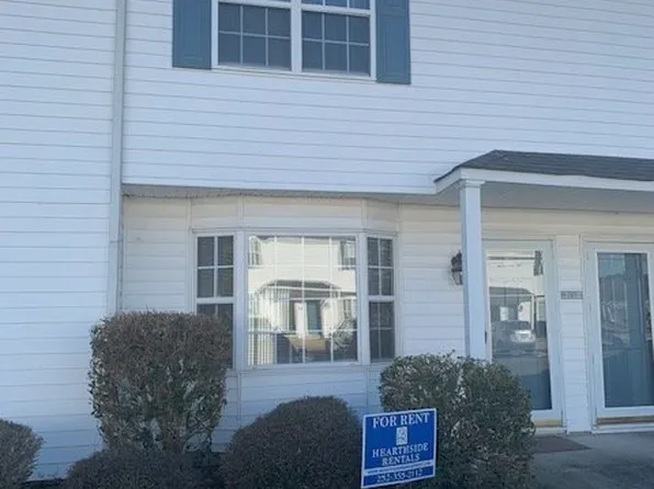 3987 Sterling Pointe Dr #9, Greenville, NC 28590
