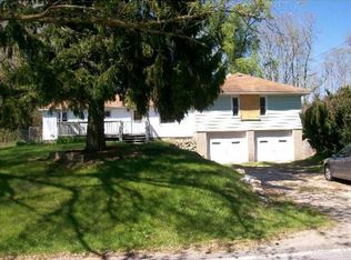 49928 County Road 380, Grand Junction, MI 49056