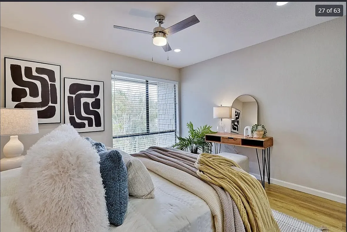 Showers Dr, Mountain View — Photo 3