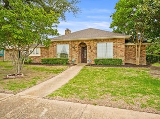 12434 Pleasant Valley Dr, Dallas, TX 75243