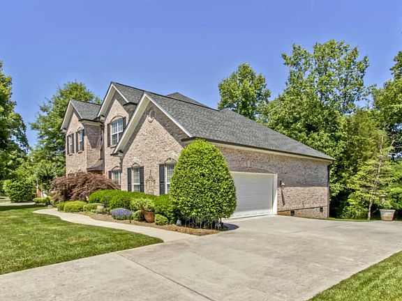 2nd image of 12654 Providence Glen Ln