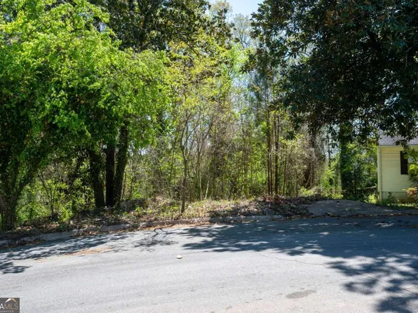 1676 Abner Ct NW, Atlanta, GA 30318