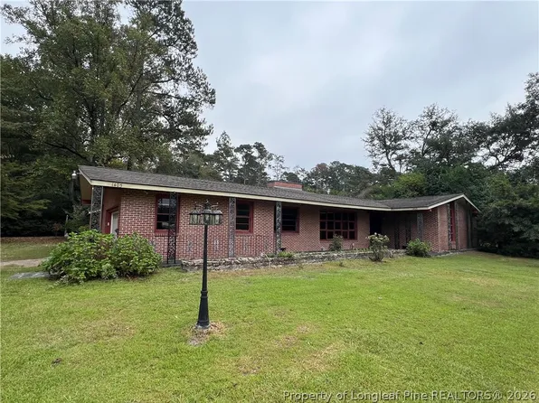 1405 Lakeview Rd, Fairmont, NC 28340