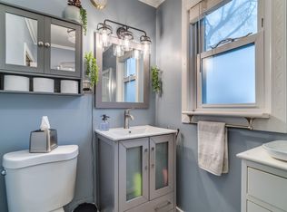 121 Pickering Rd, Rochester, NH 03839