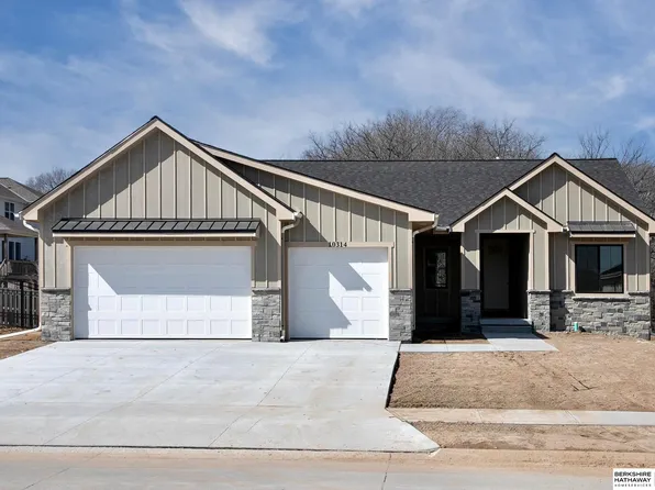 10314 S 98th St, Papillion, NE 68046