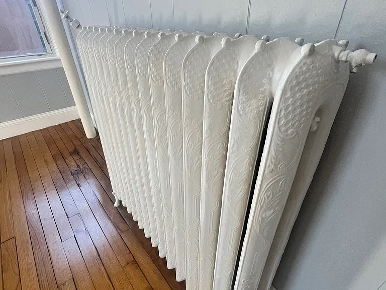 Gas heat throughout via radiators
