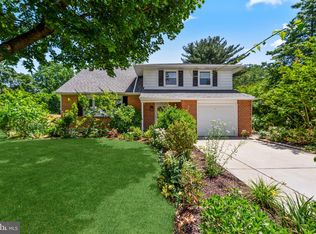 231 Forrest Dr, Turnersville, NJ 08012