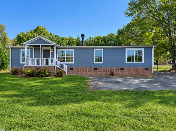 2015 Ballenger Rd, Wellford, SC 29385