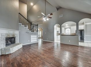 5209 Charisma Dr, Midlothian, TX 76065