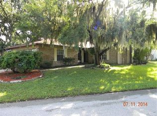 5527 Driftwood Dr, Lakeland, FL 33809
