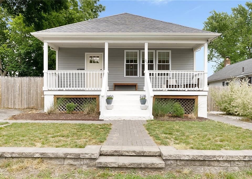 1st image of 23 Lark Ave