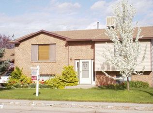 95 E 900 S, Layton, UT 84041