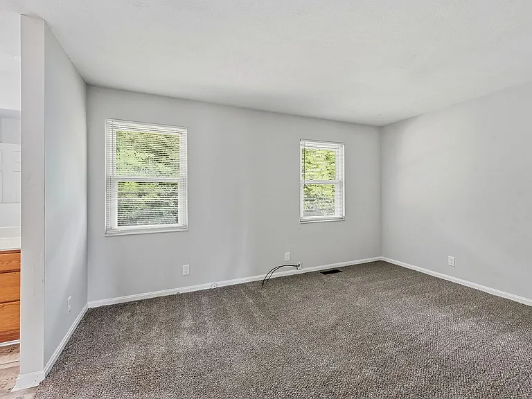 4321 Westwood Northern Blvd — Photo 26
