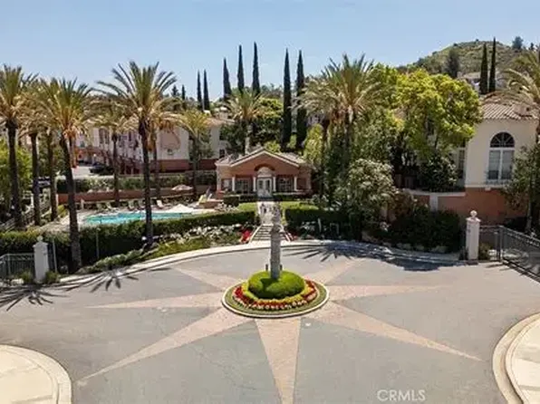 1086 S Rossano Way, Anaheim, CA 92808