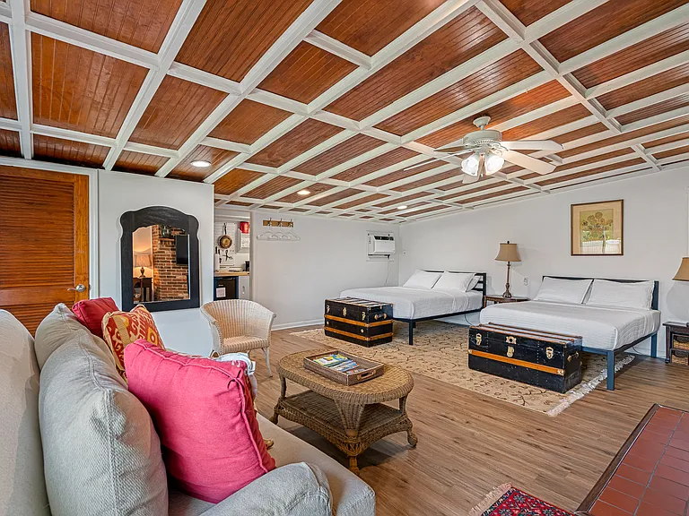 2112 W Hiawatha St #B — Photo 19