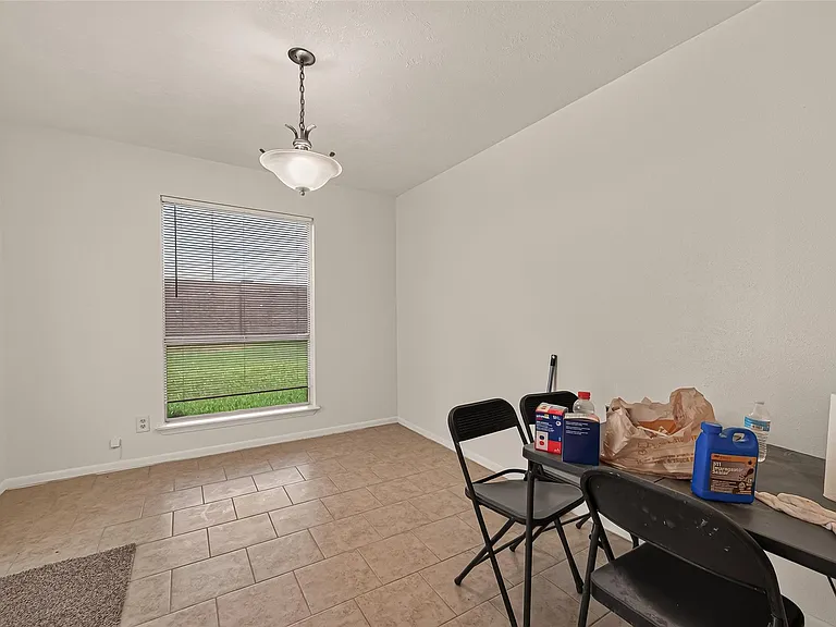 2714 S Brompton Dr — Photo 11