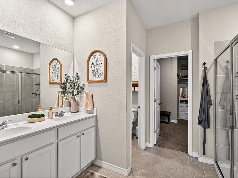 21415 Watercourse Way — Photo 9