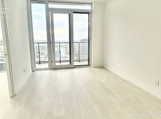 75 James St S #30, Hamilton, ON L8P 2Y9