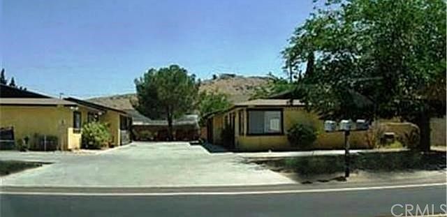 1st image of 20289 Thunderbird Ave