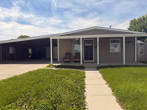 705 Brookfield Dr Photo 1 705 Brookfield Dr Photo 1