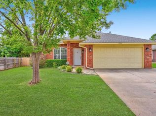 1976 Mill Hollow Rd, Edmond, OK 73012