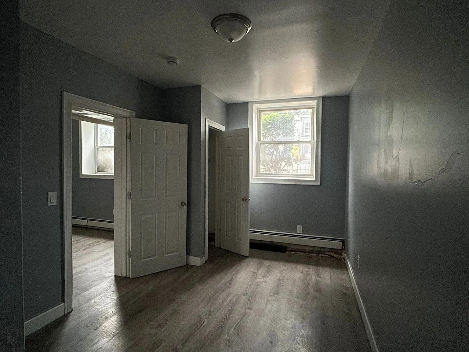 92 W 34th St — Photo 2