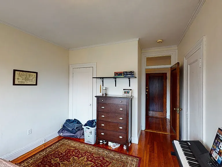 15 Glenville Ave #15 — Photo 6
