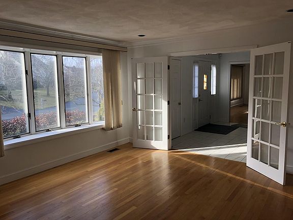 1st bedroom/office 1st floor
