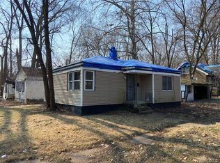 16715 Dolphin St, Detroit, MI 48219