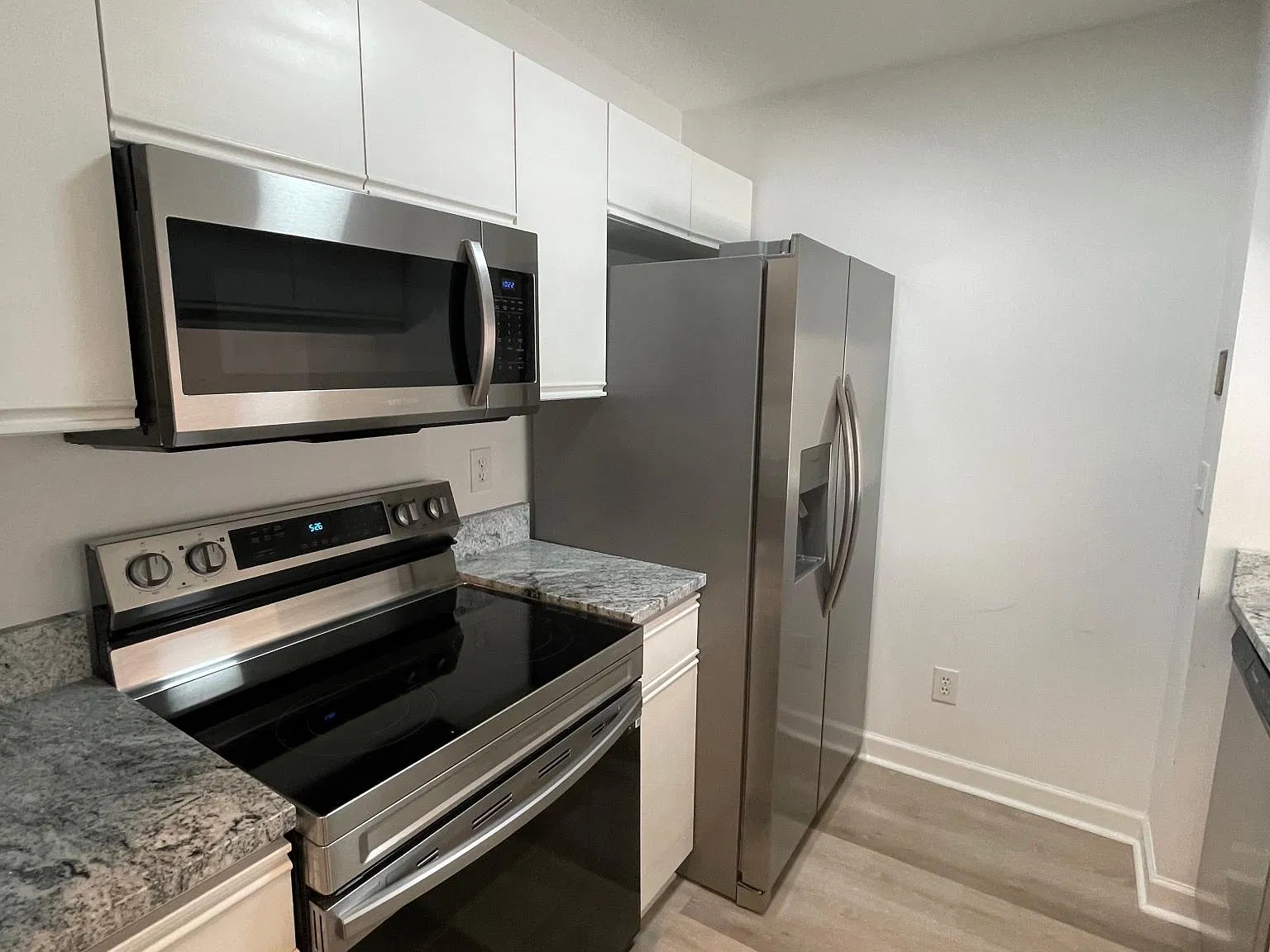1814 Ridgebury Dr — Photo 1