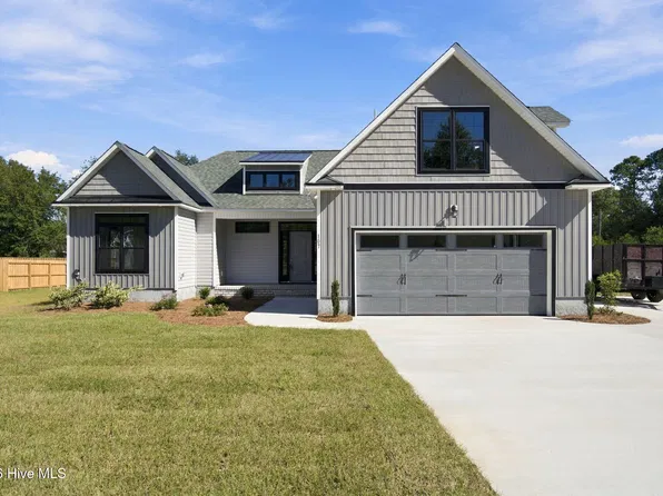 107 Weathersbee Drive, Hampstead, NC 28443