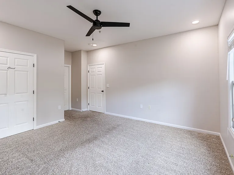 635 Marshtree Ln #105 — Photo 10