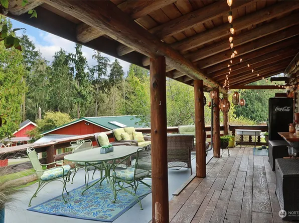 1806 Newman Road, Freeland, WA 98249