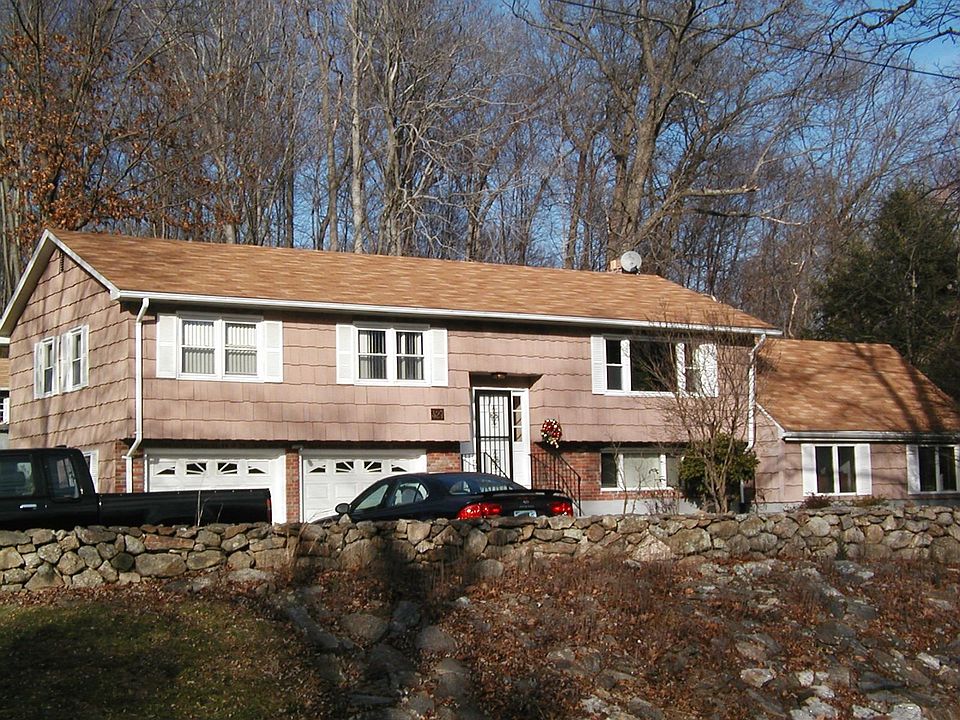 Large Raised Ranch with In-law
