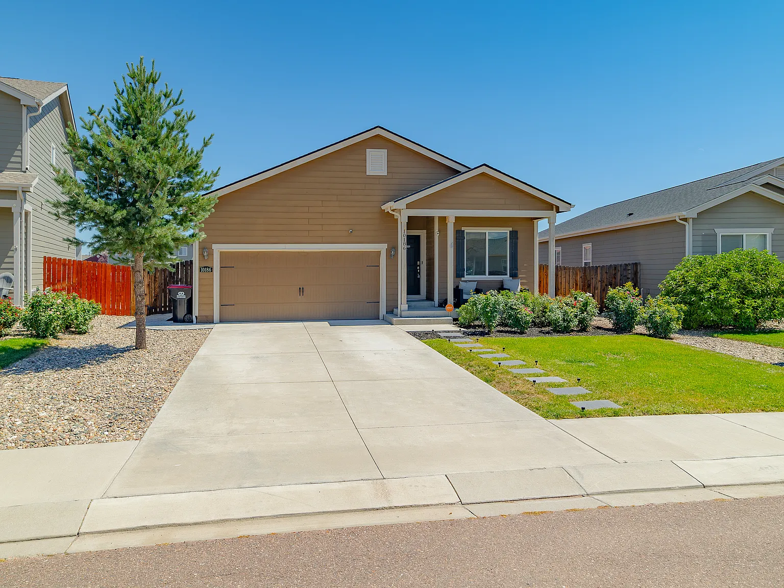 3 bed, 1468 sqft, $2,250 — Photo 3