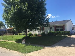 82 Sweetwood Dr, Mooresville, IN 46158