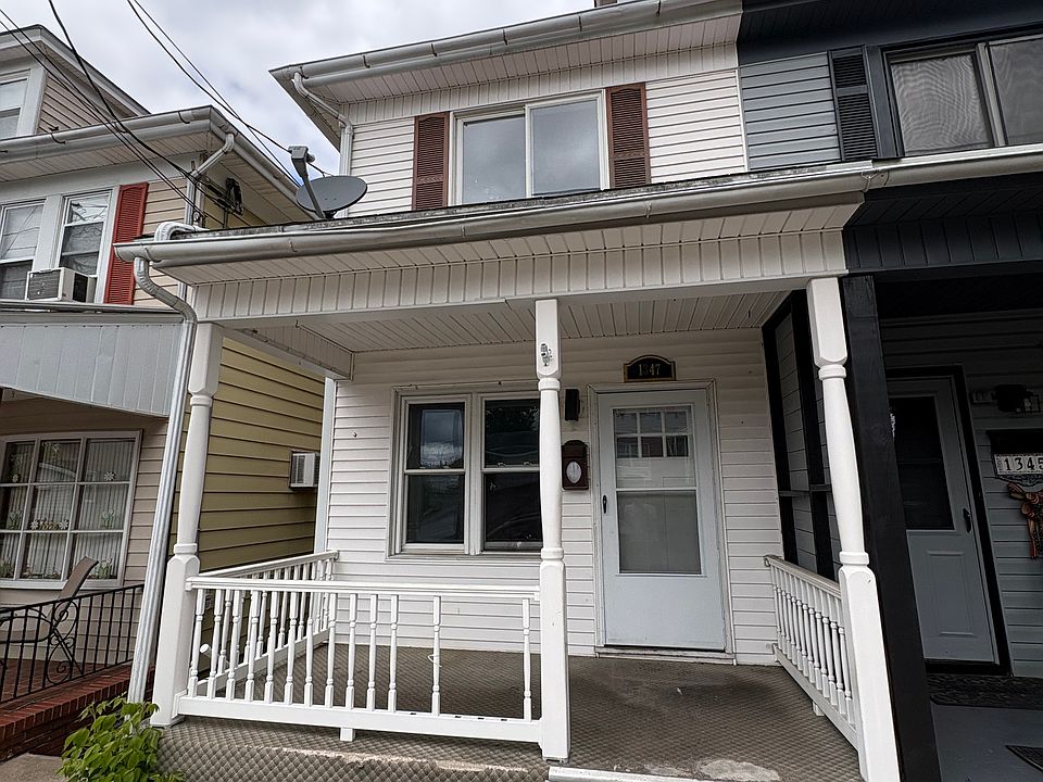 2nd image of 1347 W Spruce St